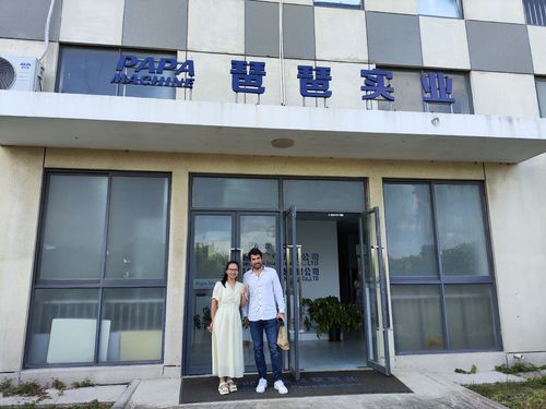 アルゼンチンのアイスクリームブランドが上海パパ機械を通じてエネルギーボール製造で革新