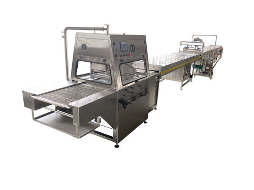 最新の企業ブログについて 600mm Chocolate Enrobing Machine with 14-Meter Cooling Tunnel for Medium to High-Capacity Production